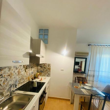 Bed And Breakfast Le Petunie Bari Sardo Exterior foto